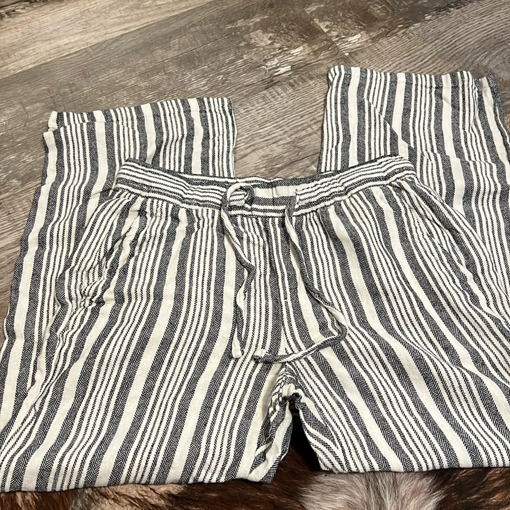 Women’s linen pants